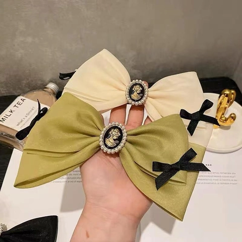 Molletta per Capelli Vintage in Satin con Fiocco Elegante Stile Francese Ritratto Cammeo Con Perla Artificiale Accessorio Donna