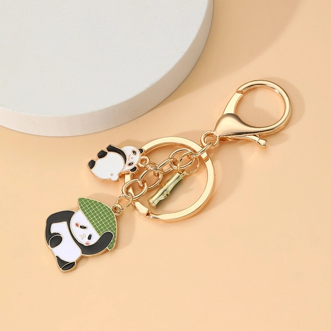 Chinese Style Cartoon Panda Keychain Golden Alloy Enamel Bamboo Leaf Charm For Backpack School Bag Car Key Ring Cute Pendant