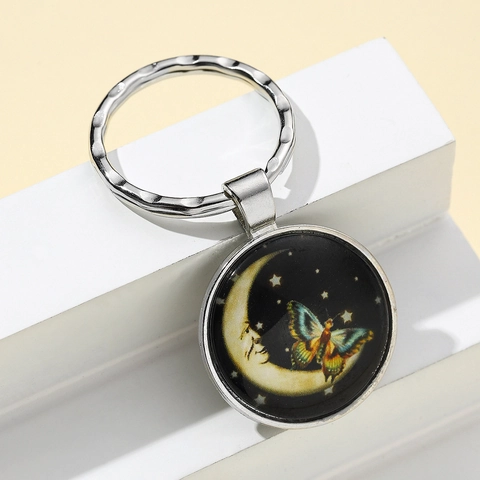 Vintage Legierung Glas Cabochon Schlüsselanhänger Mondgesicht Schmetterling Sternenhimmel Retro Stil Tasche Anhänger Schmuck