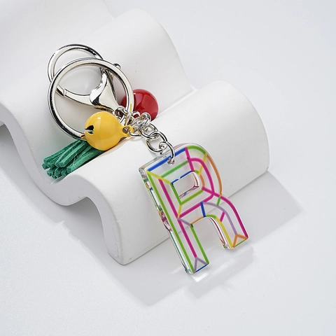 Moderner Acryl Buchstaben Schlüsselanhänger Mit Geometrischen Linien Grüner Quaste Bunten Glocken Zinklegierung Für Damen