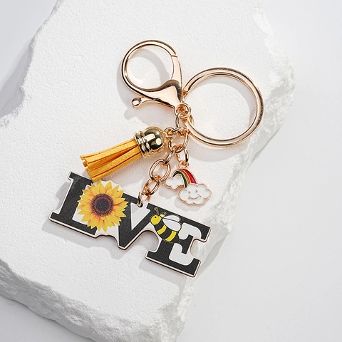 Sunflower Animal Wooden Keychain With Yellow Tassel Enamel Rainbow Charm Retro Western Cowboy Horse Dog Cow Bee Pattern Key Ring Bag Pendant Accessory