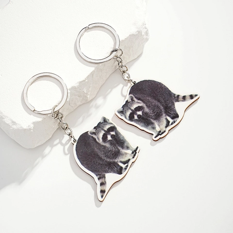 Cute Realistic Raccoon Keychain Wooden Animal Pendant Key Ring Decorative Bag Hanging Ornament For Daily Gift For Animal Lovers