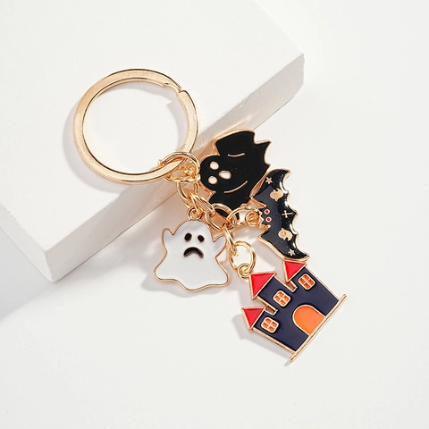 Halloween Enamel Keychain Ghost Bat Haunted Castle Pendants Gold Alloy Keychain For Women Men Halloween Party Decoration Gifts