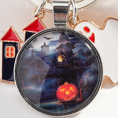 Llavero de Metal de Castillo de Fantasmas de Halloween Colgante de Gema de Tiempo de Vidrio de Calabaza Adorno Navideño para Bolso