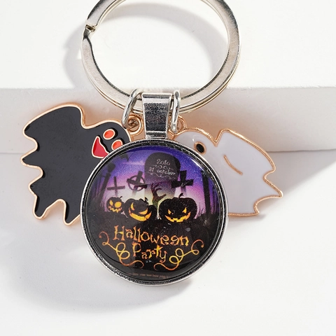 Halloween Party Sleutelhanger Metaal Cartoon Pompoen Geest Glazen Bol Hanger Paars Kerkhof Ontwerp Sleutelring Accessoire