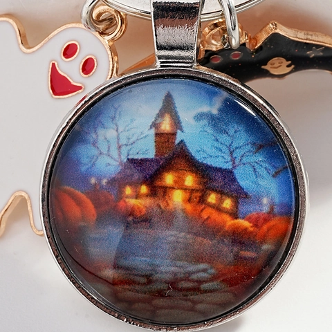 Halloween Cartoon Blaues Schloss Glaskugel Schlüsselanhänger Metall Schlüsselring Mit Geist Fledermaus Anhänger Emaille Schmuck Geschenk