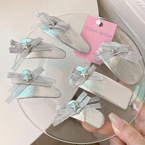 Silber Serie Handgefertigte Schleife Stern Haarklammern Sweet Cool Y2K Stil Geometrische Snap Clips Kunstleder Barrettes Damen Haarschmuck