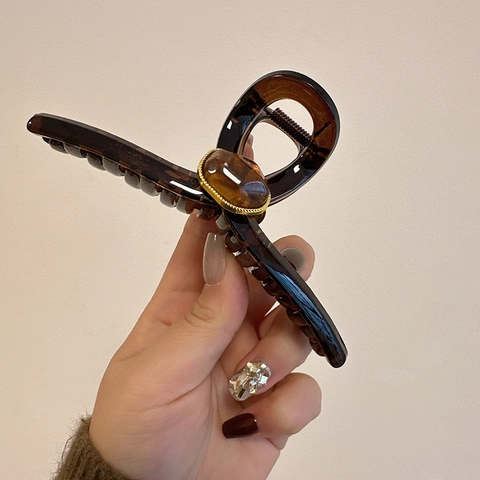 Fermaglio per Capelli Tartarugato in Lega Stile Coreano Vintage per Donna Elegante Clip a Squalo in Resina Ambra Fatto a Mano