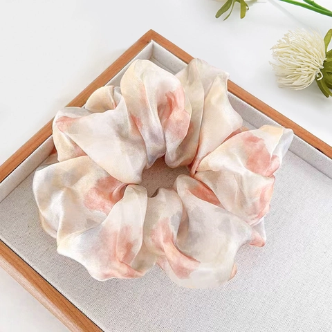 Κομψό Satin Scrunchie για Γυναίκες Απαλή Βαφή Ink Wash Floral Λάστιχο Μαλλιών Μεταξένιο Πλισέ Στήριγμα Αλογοουράς Αξεσουάρ Μαλλιών