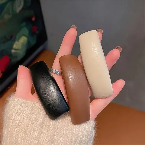 Simple Korean Style PU Leather Hair Clip For Women Elegant Solid Color Litchi Texture Side Clip Hair Accessories Gift