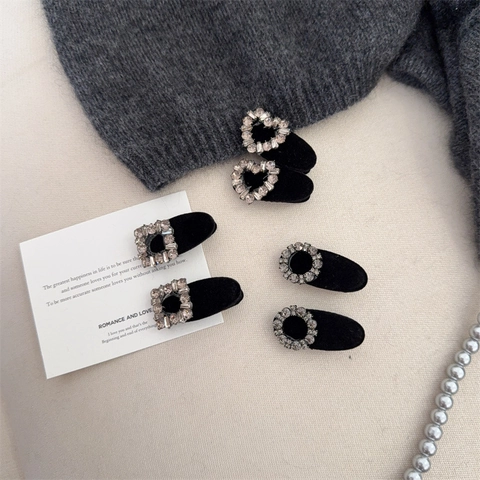 Vintage Velvet Rhinestone Hair Clips For Women Elegant Black Heart Round Square Duckbill Side Clips Hair Ornaments