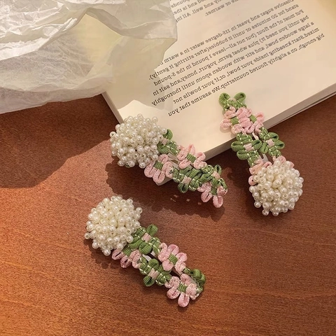 Vintage Handmade Woven Flower Hair Clip Sweet Artificial Pearl Beaded Floral Duckbill Clip For Women Girls Pastoral Hair Accessories