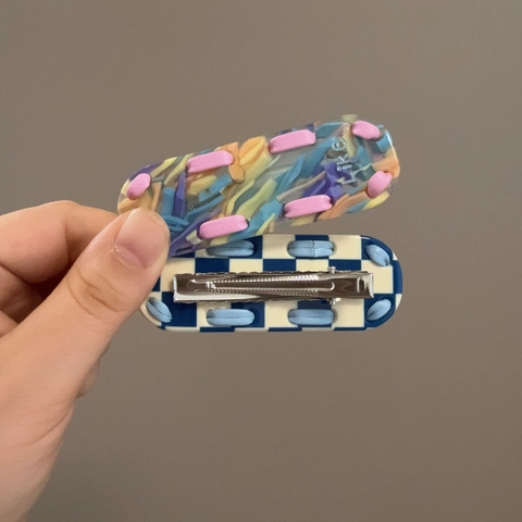 Barrette à Cheveux en Acétate à Damiers Street Skateboarding Pince Latérale Bec de Canard Colorée pour Femme