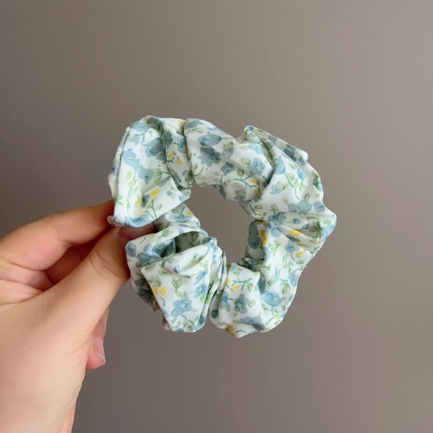 Elastici per Capelli Scrunchies Floreali Coreani per Donna Motivo a Piccoli Fiori Plissettati Fasce Elastiche in Morbido Tessuto