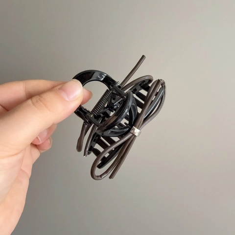 Vintage French Style Black Hair Claw Clip With Leather Bowknot Cord Metal Ring For Women Daily Office Hair Accessories