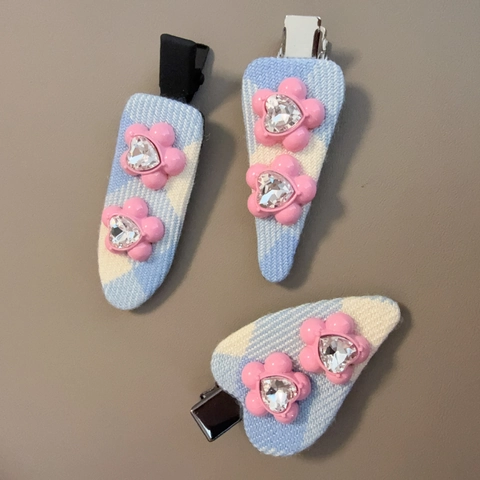 Fermagli per Capelli in Stile Coreano con Cuore di Strass e Fiori a Quadretti Fermagli a Becco d'Anatra per Donna Accessori Capelli