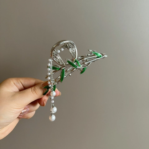 Pinza per Capelli in Metallo Stile Cinese Vintage Forma Bambù Con Foglie di Smalto Verde Nappina di Künstliche Perle per Donna Gioielli