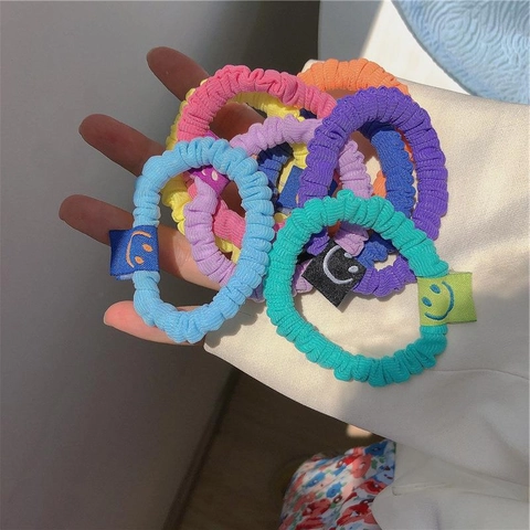 Coleteros de Tela Plisada Con Decoración de Cara Sonriente Color Caramelo Gomas Elásticas para el Pelo para Mujer Joyería