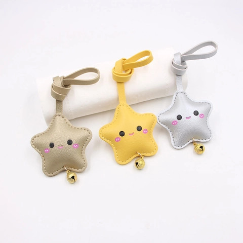 Simpatico Portachiavi A Forma Di Stella Dei Cartoni Animati Ciondolo Per Borsa In Pelle PU Con Faccina Sorridente E Campanella