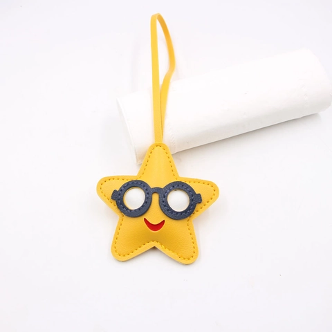 Cute Cartoon Star Bag Charm PU Leather Keychain With Glasses Smile Design For Handbag Backpack Luggage Decoration Accessories
