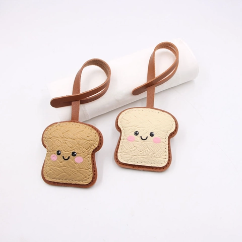Cute Cartoon Toast Shape Artificial Leather Bag Charm Personalized Expression Keychain For Backpack Luggage Decoration Gift