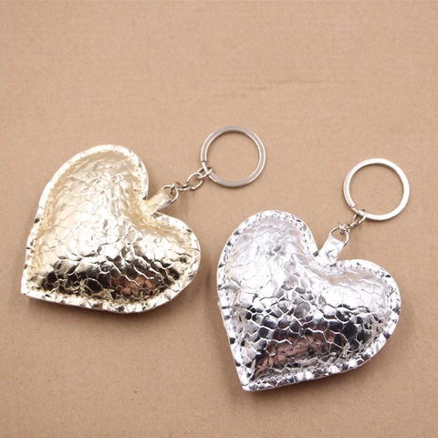 Portachiavi in Pelle PU a Forma di Cuore Con Trama Animale Oro Argento Metallizzato Ciondolo Borsa per Donna Accessori Regalo