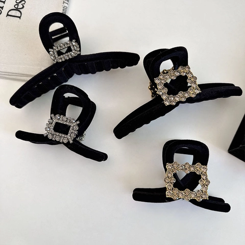 Korean Style Velvet Hair Claw Clip With Square Rhinestone Vintage Black Flocked Hairpin For Women Elegant Hair Accessories