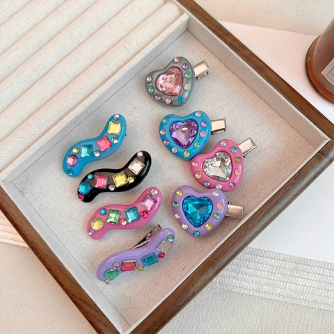 Dolci Fermagli per Capelli a Cuore e a Onda Lega Resina Strass Colorati Gemme Forcine a Becco d'Anatra Stile Coreano Y2K Donna
