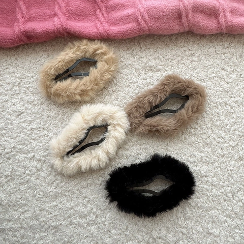 Barrette à Cheveux Nuage en Peluche Automne Hiver Pince BB Souple et Poilue pour Femmes Filles Épingle à Cheveux Chaude Minimaliste Accessoires Mode