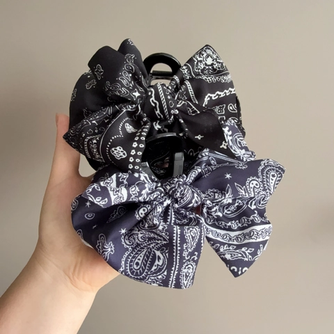 Pince à Cheveux Rétro à Nœud Papillon Imprimé Paisley pour Femmes Grande Pince en Tissu Style Coréen Motif Bandana