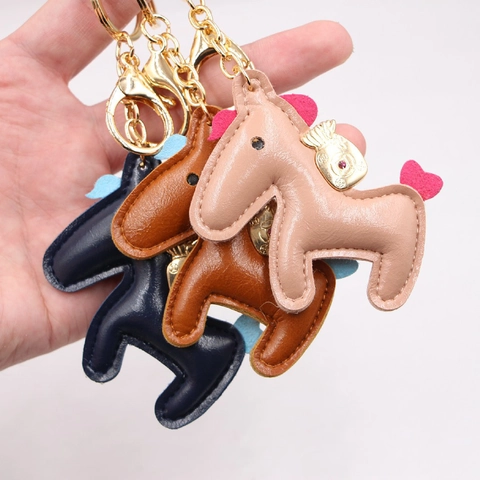Portachiavi Creativo in Pelle PU a Forma di Cavallo Con Ciondolo in Metallo a Ananas Pendente per Borsa Donna Studenti