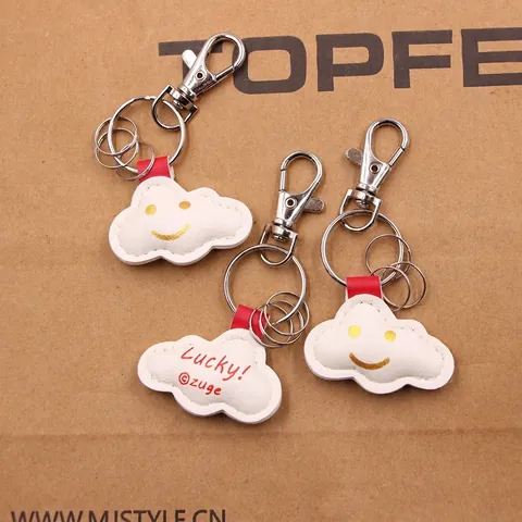Süßer Heilender Smiley Wolke Leder Schlüsselanhänger Lucky Girl Auto Schlüsselanhänger Tasche Anhänger Dekoratives PU Leder Wolke Zubehör