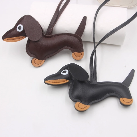 Cute Dachshund Dog PU Leather Keychain Patchwork Animal Bag Pendant For Keys Hand-Stitched Leather Sausage Dog Charm For Women Gift