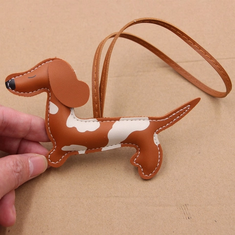 Dackel Hund Leder Tasche Anhänger PU Leder Gepunktet Muster Tier Schlüsselanhänger Hängen Ornament Für Handtasche Rucksack