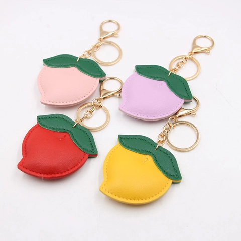 Mignon Porte-clés en Cuir PU Forme Fruit Pêche Fraise Citron Pendentif de Sac pour Femmes Filles Accessoires Bijoux
