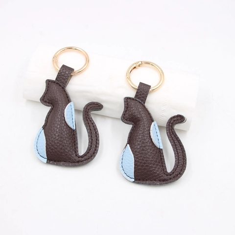 Portachiavi Creativo a Forma di Gatto in Pelle PU Marrone Motivo Litchi Animale Ciondolo Borsa Anello a Molla in Metallo Regalo Accessori Moda