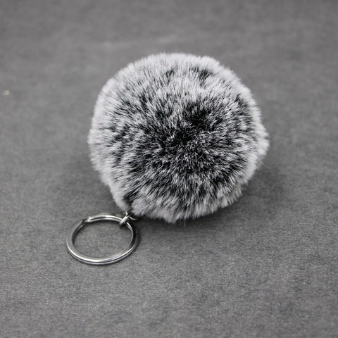 Porte-clés Pompon en Fourrure de Lapin Synthétique Boule de Peluche Douce Dégradée Pour Pendentif de Sac Femme Accessoires de Sac à Main Décoration Voiture