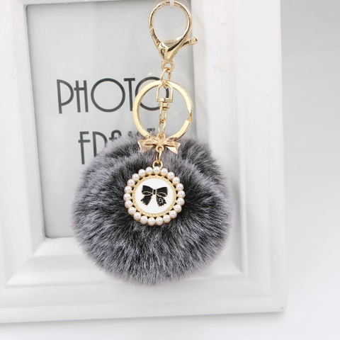Mode Kunstpelz Ball Schlüsselanhänger Elegant Schleife Künstliche Perle Rund Anhänger Nummer 5 Tasche Charm Damen Dekoratives Zubehör
