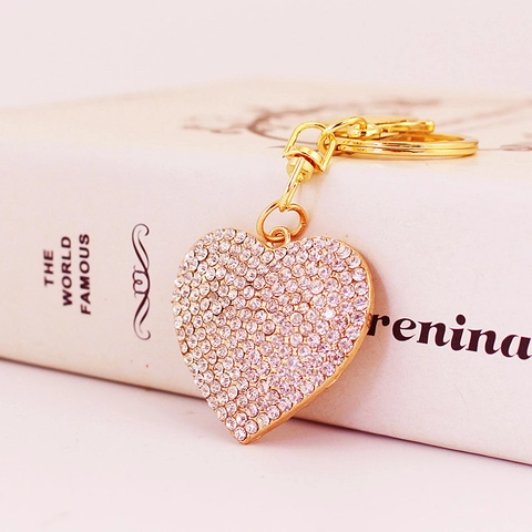 Herzform Zinklegierung Schlüsselanhänger Mit Strass Inlaid Tasche Charm Auto Schlüsselanhänger Luxus Mode Damen Schmuck
