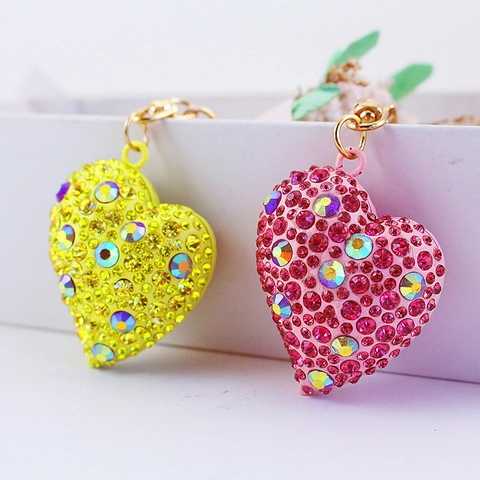 Porte-clés en Alliage de Zinc Strass Cœur pour Femmes Mignon Brillant Charme de Sac Cadeau Porte-clés pour Sac à Main Accessoires