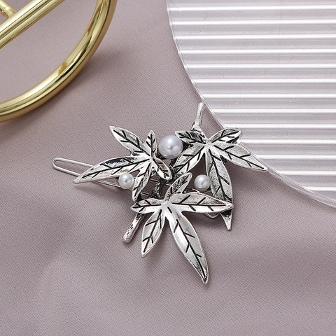 Elegant Maple Leaf Feather Hair Clip For Women Alloy Faux Artificial Pearl Retro Gold Silver Side Bangs Clip Hair Jewelry Accessory