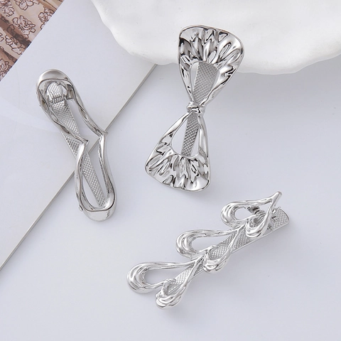 Minimalist Metal Hair Clip For Women Irregular Wave Heart Bow Knot Zinc Alloy Duckbill Clip Elegant Cold Style Hair Accessories