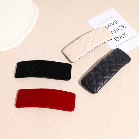 Pinzas para el Cabello de Terciopelo Vintage con Aspecto de Cuero para Mujer Moda Minimalista Acolchada Pinza BB Retro Color Sólido Flocado Horquillas Geométricas Accesorios