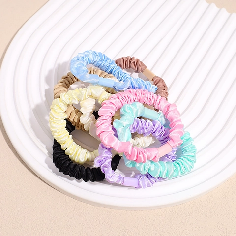 Coletero Elegante De Satén Plisado Diadema Fruncida Color Sólido Alta Elasticidad Lazo Para El Cabello Con Hebilla De Plástico