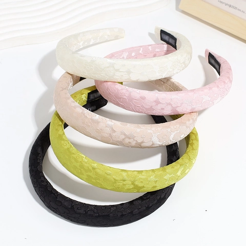 Elegante Brede Jacquard Stof Gevoerde Haarband Zoet Bloemenpatroon Spons Haarband Voor Dames Mode Dagelijkse Haaraccessoires