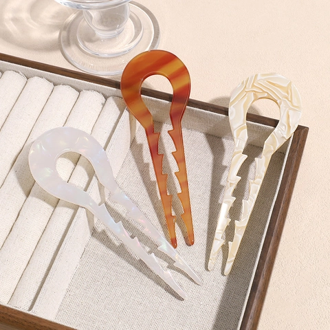 Elegant U-Shaped Resin Hair Stick For Women Anti-Slip Retro Tortoiseshell Pattern Hair Fork For Bun Updo Hair Accessories
