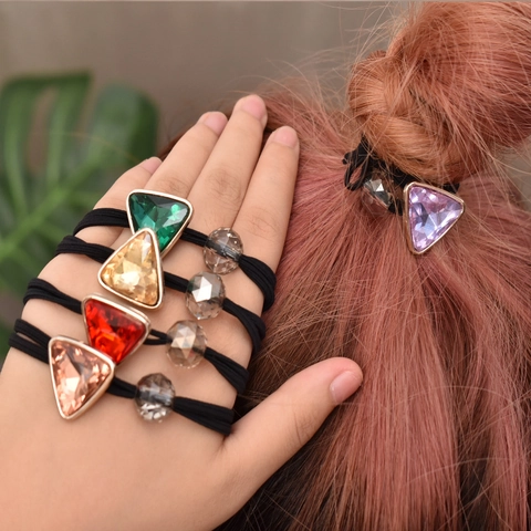 Élastique À Cheveux Bracelet Élégant Avec Strass Triangulaire Style Cristal Géométrique Corde À Cheveux Pour Femmes