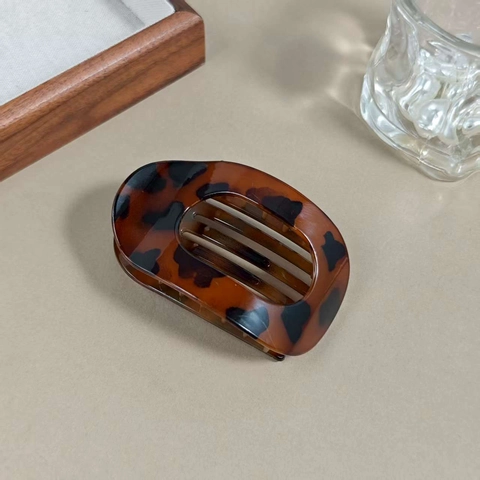 Women Vintage Leopard Print Tortoise Shell Hair Claw Clip Acetate Flat Large Non-slip Hairpin Fashion Styling Hair Accessories