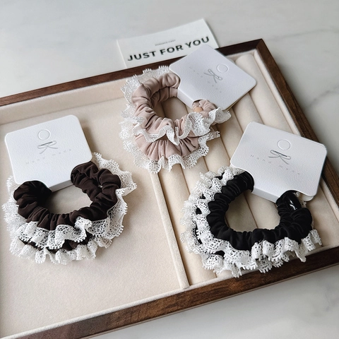 Korean Style Lace Edge Satin Scrunchie For Women Sweet Elegant Pleated Hair Band Vintage French Hair Tie Accessories Assorted