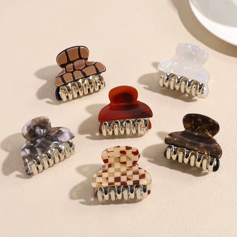 Koreaanse Stijl Kleine Vierkante Haarklem Voor Vrouwen Hoogwaardige Hars Marmerpatroon Schaakbord Shark Clip Haaraccessoires